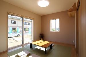 お客様をお迎えする空間だから、アクセントを入れて上品な和室に。